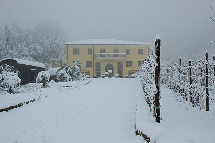 ingresso-innevato